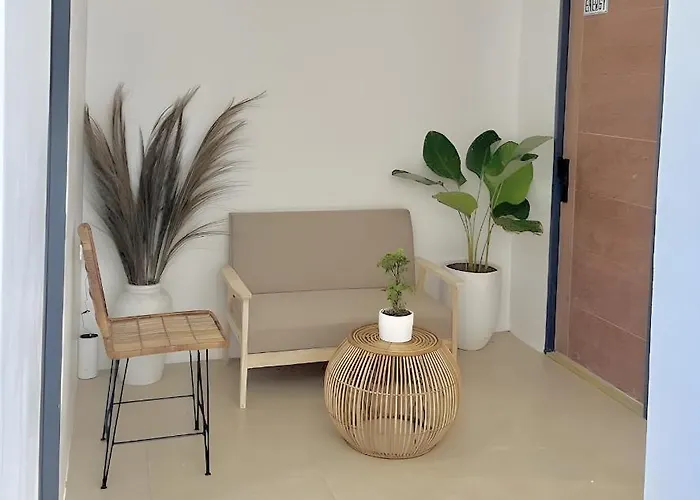 Apartment New Modern Near Airport & Sudtungan